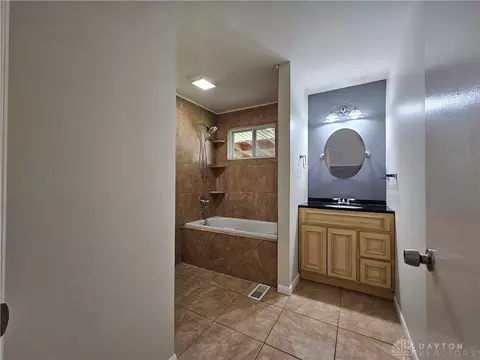 50 Willow Dr, Springboro, OH 45066 photo 9
