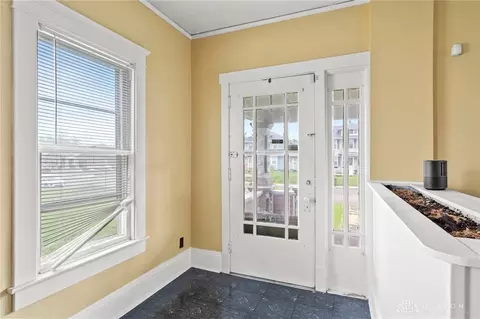 Entry Way - 1327 N Limestone St, Springfield, OH 45503 photo 1 of 3