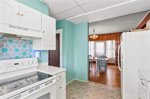 Kitchen - 1327 N Limestone St, Springfield, OH 45503 photo 2 of 2