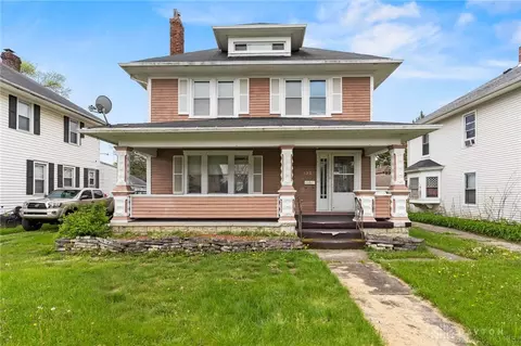 1327 N Limestone St, Springfield, OH 45503