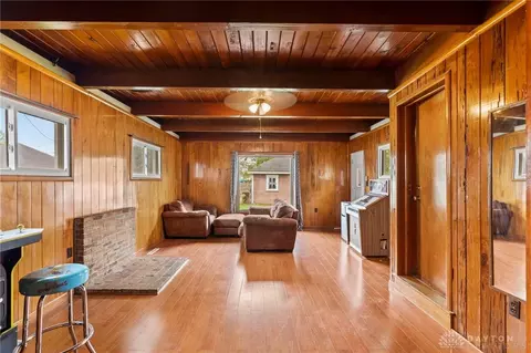 Living - 1327 N Limestone St, Springfield, OH 45503 photo 5 of 8