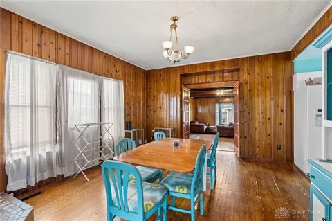 Dining - 1327 N Limestone St, Springfield, OH 45503 photo 1 of 2