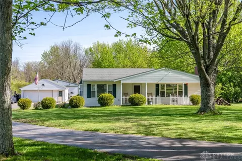 220 Washington Rd, Xenia, OH 45385