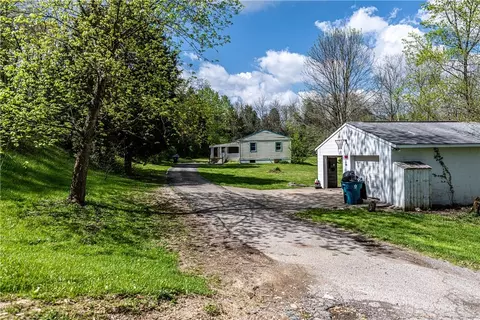 Exterior - 3315 Foozer Rd, Amelia, OH 45102 photo 17 of 19