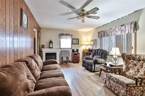 900 Mount Joy St, Springfield, OH 45505 photo 5