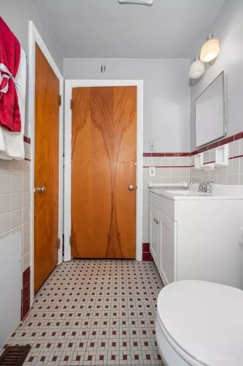 6447 Hamilton Ave, Cincinnati, OH 45224 photo 13