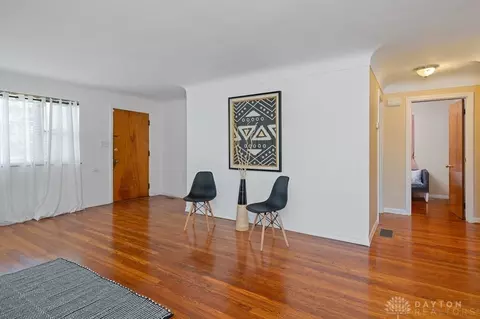 6447 Hamilton Ave, Cincinnati, OH 45224 photo 4