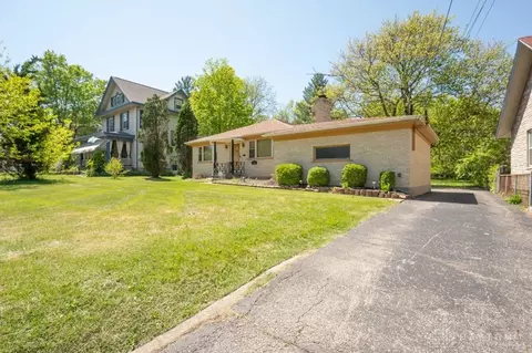 6447 Hamilton Ave, Cincinnati, OH 45224 photo 2