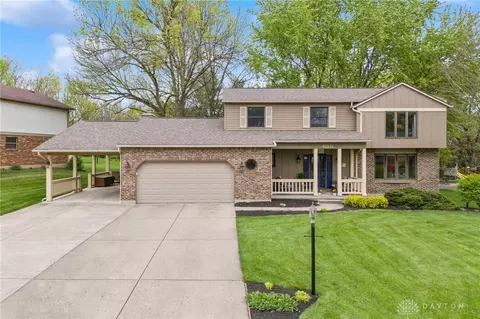 655 Burntwood Dr, Beavercreek, OH 45430