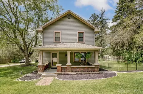 8901 Meeker Rd, Dayton, OH 45414