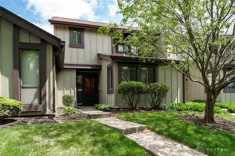 6122 Single Tree Ln #182, Dayton, OH 45459