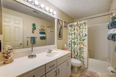 5658 Regimental Pl, Cincinnati, OH 45239 photo 25
