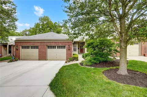 5658 Regimental Pl, Cincinnati, OH 45239