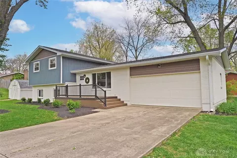 1836 Stansberry Rd, Dayton, OH 45432