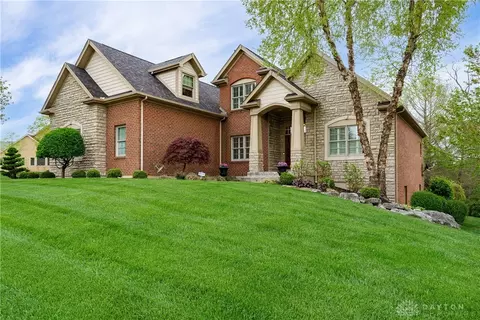 295 N Hills Blvd, Springboro, OH 45066