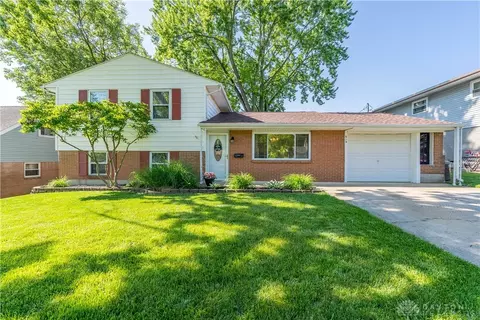 619 San Bernardino Trl, Union, OH 45322