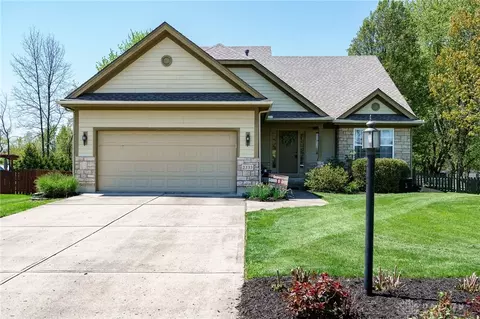 2333 S Ridge Ct, Dayton, OH 45434