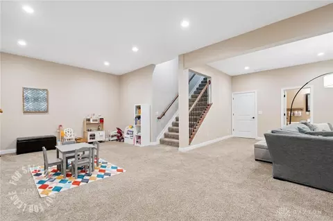 Living - 151 Shadow Leaf Dr, Springboro, OH 45066 photo 7 of 9