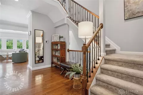 Entry Way - 151 Shadow Leaf Dr, Springboro, OH 45066 photo 2 of 9