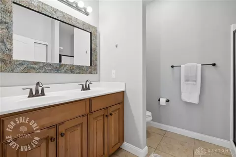 Bath - 151 Shadow Leaf Dr, Springboro, OH 45066 photo 2 of 7