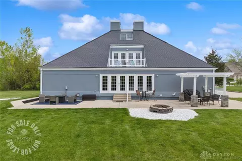 Exterior - 151 Shadow Leaf Dr, Springboro, OH 45066 photo 9 of 11
