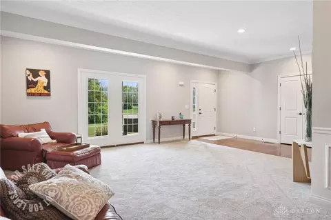 Living - 151 Shadow Leaf Dr, Springboro, OH 45066 photo 2 of 9