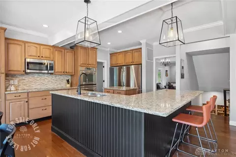 Kitchen - 151 Shadow Leaf Dr, Springboro, OH 45066 photo 1 of 5