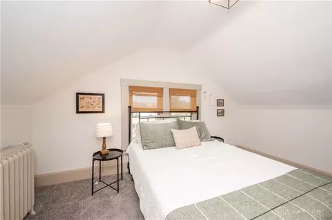 Bedroom - 343 Earnshaw Ave, Cincinnati, OH 45219 photo 3 of 3