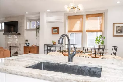 Kitchen - 343 Earnshaw Ave, Cincinnati, OH 45219 photo 5 of 5