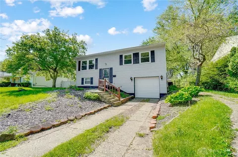16 Reich St, Dayton, OH 45426