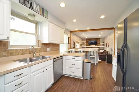 3410 Meadow Ct, Maineville, OH 45039 photo 11