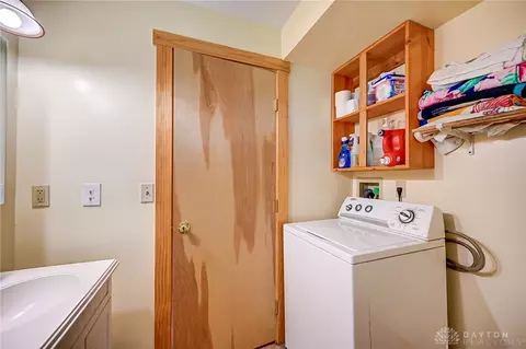 4300 Old Mill Rd, Springfield, OH 45502 photo 28