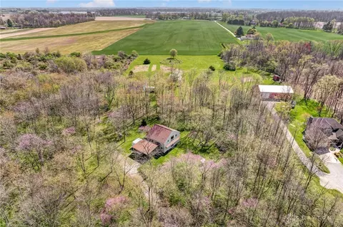 4300 Old Mill Rd, Springfield, OH 45502 photo 4