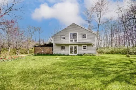 4300 Old Mill Rd, Springfield, OH 45502 photo 8