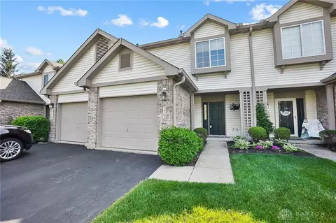 8606 Timber Park Dr, Centerville, OH 45458