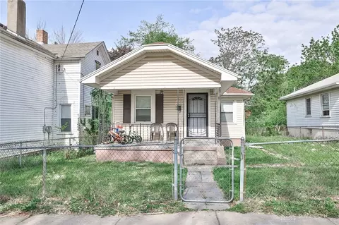 11 Grove Ave, Dayton, OH 45404