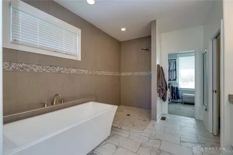 8550 Silver Oak Ct, Springboro, OH 45066 photo 28