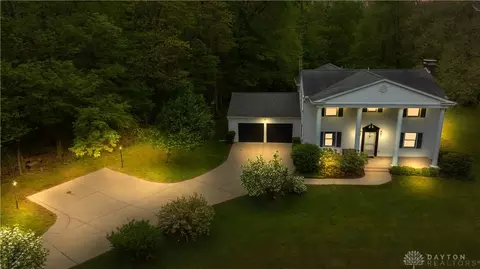 1487 Stone Rd, Xenia, OH 45385