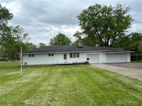 6838 Liberty Fairfield Rd, Hamilton, OH 45011
