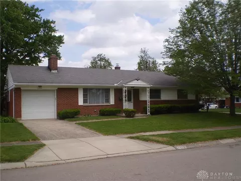 1143 Sharewood Ct, Dayton, OH 45429