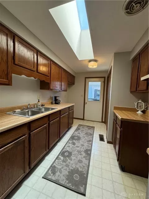 4523 Reno Ln, Springfield, OH 45503 photo 8