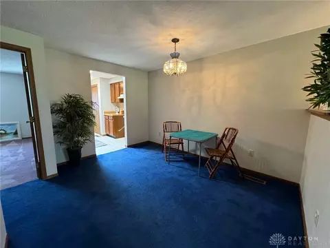 4523 Reno Ln, Springfield, OH 45503 photo 3