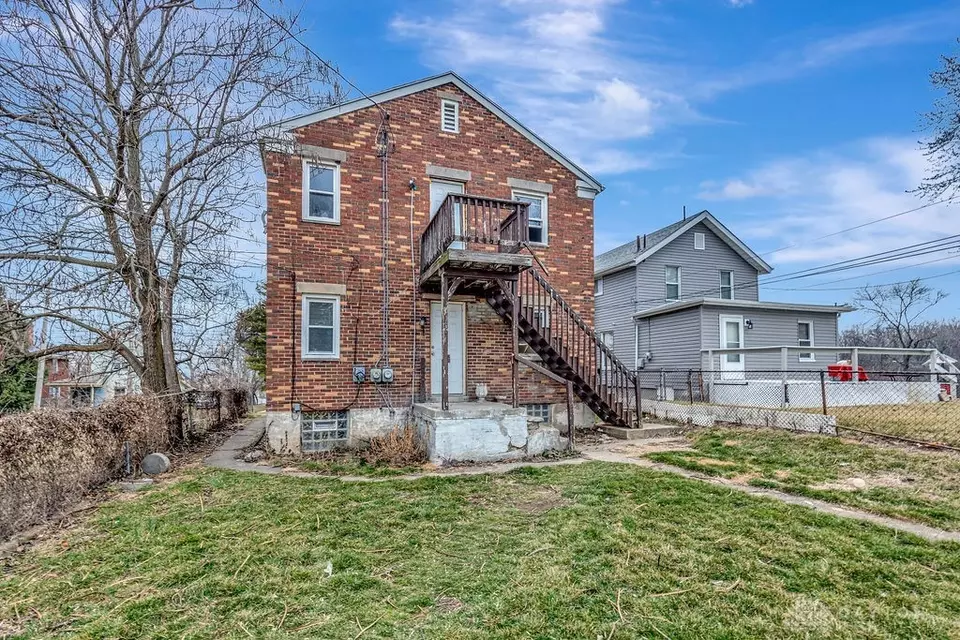  408 S Smithville, Dayton, OH 45403 photo 4