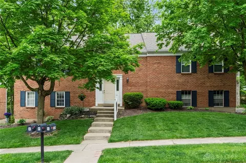 1338 Black Forest Dr #11, West Carrollton, OH 45449