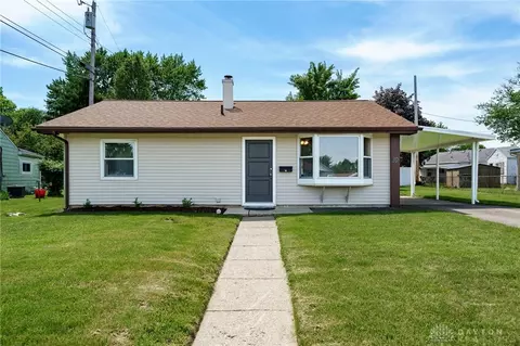 10 N Haven Dr, Fairborn, OH 45324