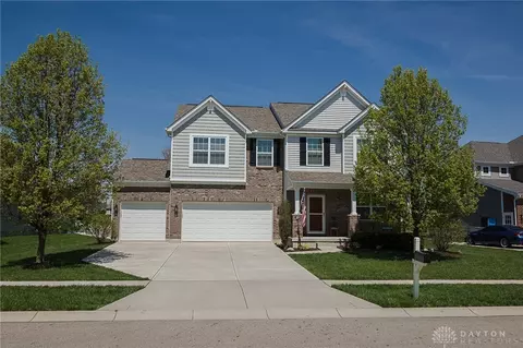 2619 Sunset Maple Dr, Tipp City, OH 45371