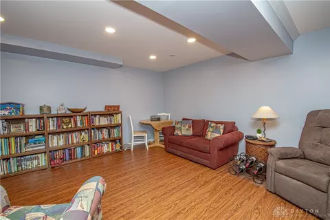 3709 Strathmoor Dr, Kettering, OH 45429 photo 25