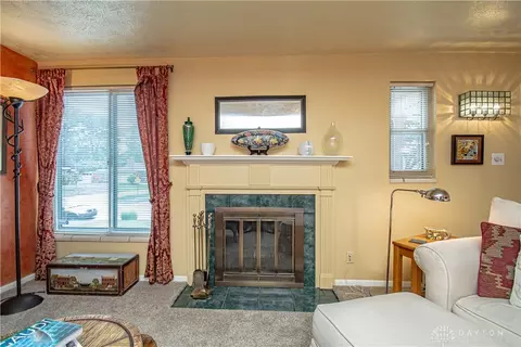 3709 Strathmoor Dr, Kettering, OH 45429 photo 5