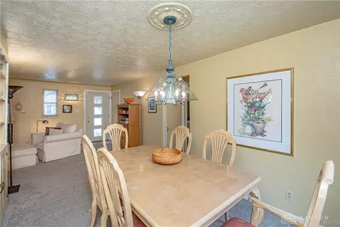 3709 Strathmoor Dr, Kettering, OH 45429 photo 10