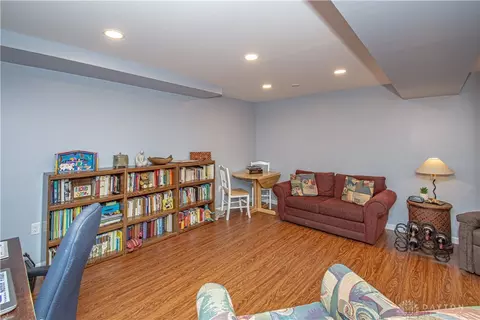 3709 Strathmoor Dr, Kettering, OH 45429 photo 24